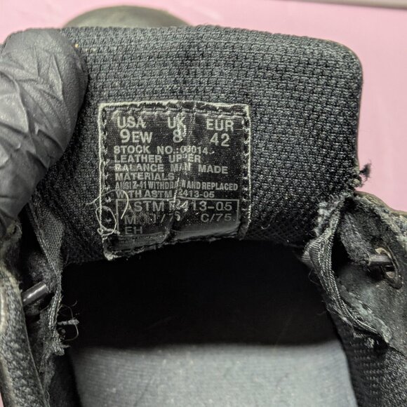 Wolverine Steel Toe shoe 9 Wide - Picture 5 of 6